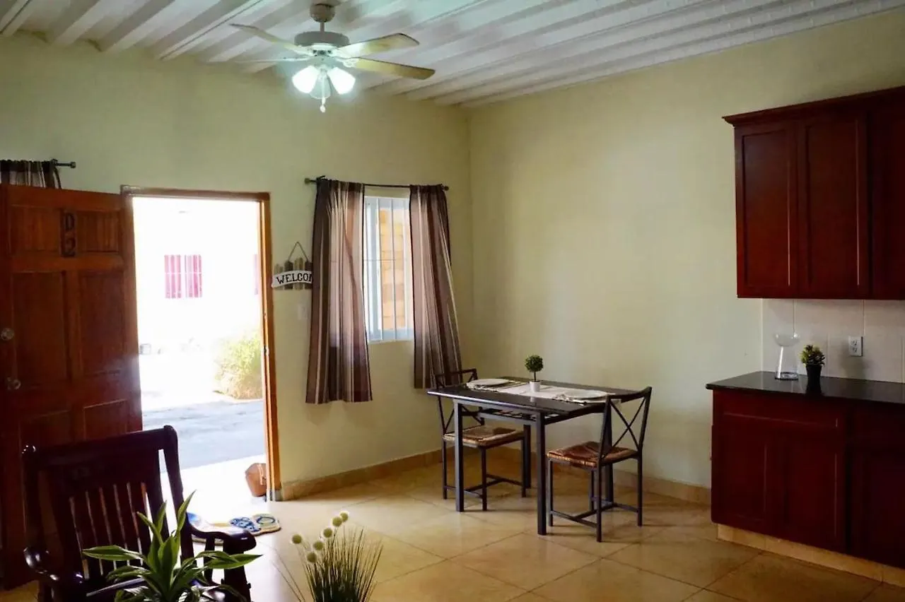 Dragon Villa Apartments Curacao Willemstad